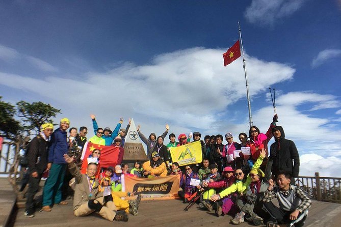 1 day Fansipan Trekking - Reaching Fansipan: the summit timing and the view payoff