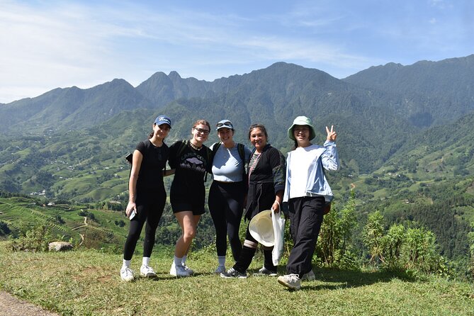 1-Day Private Trekking in Sapa through Terraces Rice Fields - Ta Van: where H’mong, Red Dao, and Giay meet the Muong Hoa stream