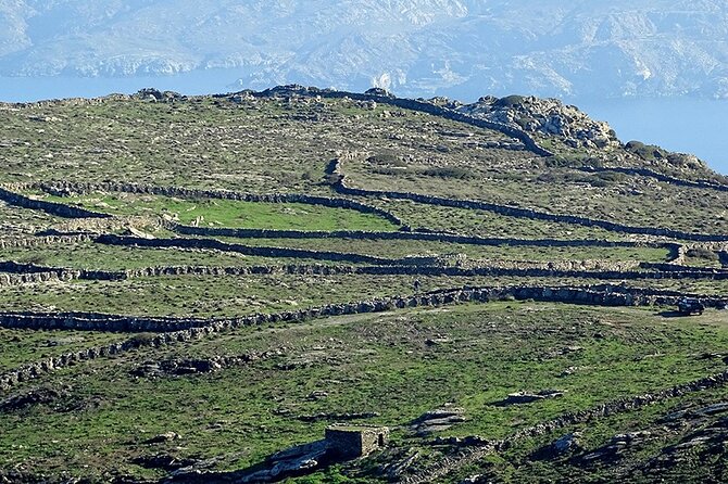 10-Day Inn-to-Inn Self-Guided Trekking Holiday Andros Trail - Cyclades - Day 4: Fardia Strada (Venetian road roots) to Menites