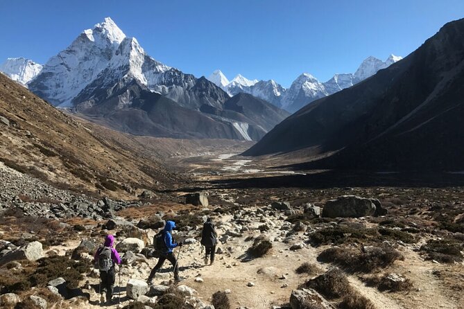 15 Days Private Everest Base Camp Trek - The Lukla flight and the Cheplung-to-Phakding start (Days 2)