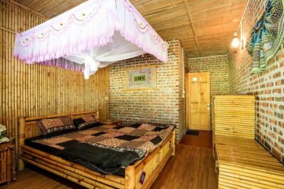 2-Day Amazing Sapa Trek With Sleeper Train From Hanoi - Overnight At Homestay - Ta Van village and lunch with the Giay: your homestay base