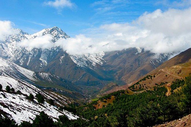 2- Day Guided Cultural Trek in the Atlas Mountains from Marrakech - Dinner, Hot Tea, and Sleeping in a Village Guesthouse