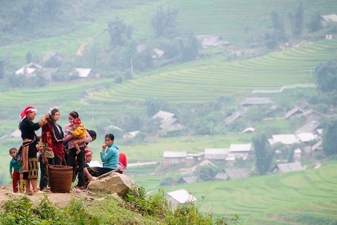 2-day Sapa Trekking & Fansipan Cable Car & Bus from Hanoi - Sapa Town Break and the Return Toward Hanoi