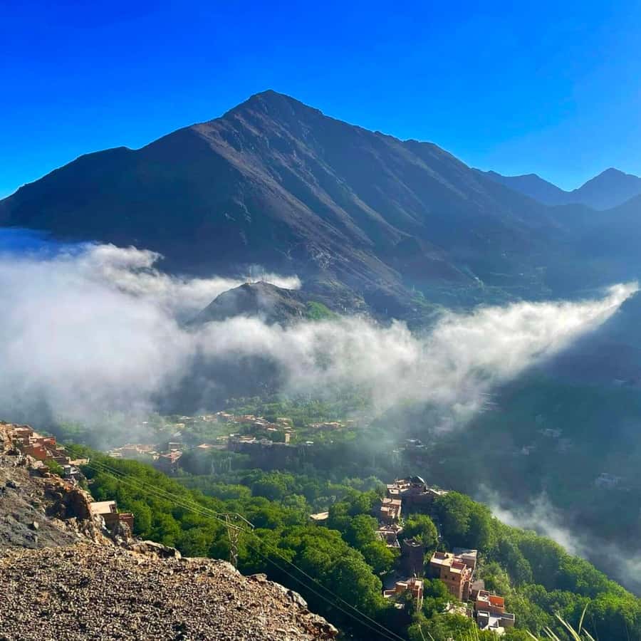 2-Day Trek, Berber Villages, and Stay in Azzaden Valley - Who should book this trek, and who should reconsider