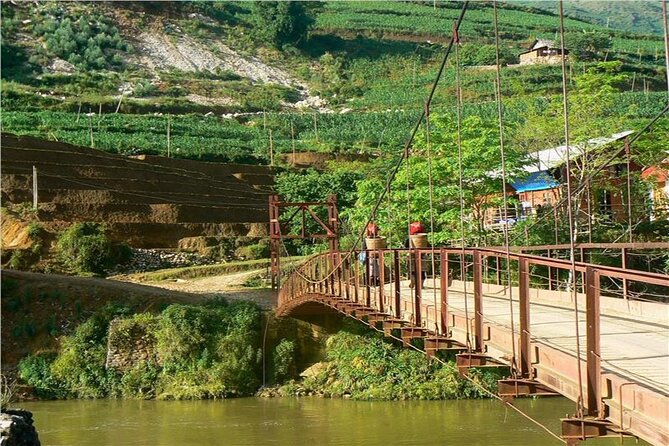 2-Day Trekking Adventure of Sapa from Hanoi with Night Bus - Ta Van bungalow stay: Giay village life without giving up your comfort