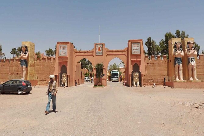2-Day Zagora Tour from Marrakech Including the Atlas Mountains, Camel Trek and Desert Camp - The second day home: Agdz refreshment stop and more Taourirte Kasbah
