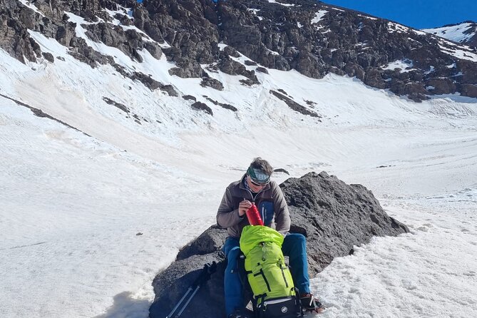 2 Days Mt Toubkal Trek - Day one: hiking to Neltner hut and sleeping high