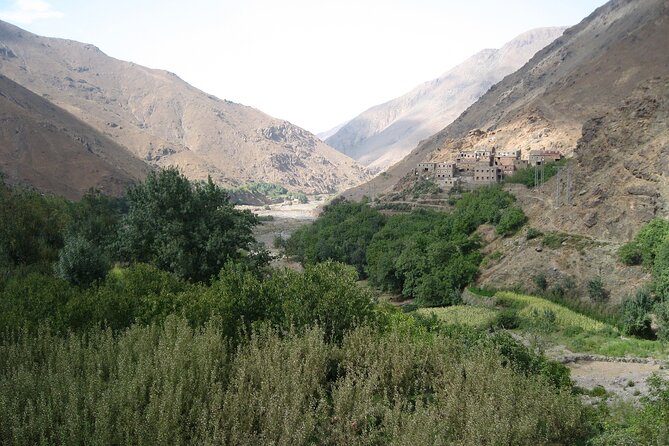 2-Days Trek to Berber villages in the Atlas Mountains - Starting from Marrakech at 9:00 AM: What the First Day Sets Up