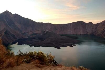 2D1N Senaru Crater Rim Trekking - Day 1: from Senaru’s forest to the rim (and why the stops matter)