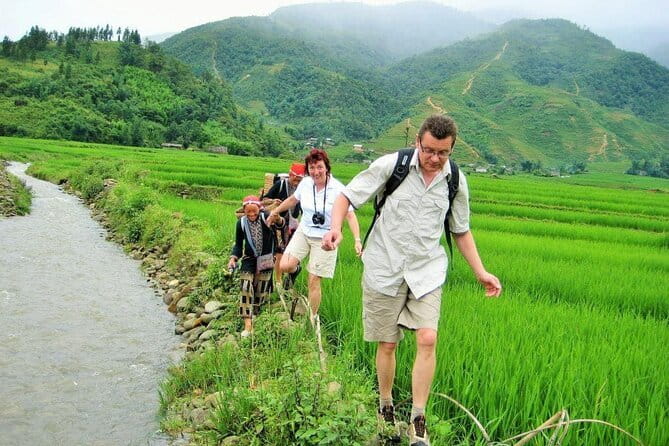 3-Day Sapa Trek, visit Fansipan (cable car) from Hanoi with local - Treks and cable car in one tight 3 days