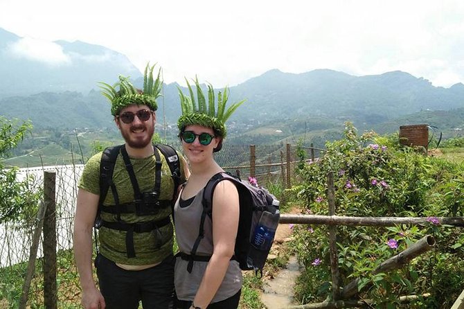 3-Day Trek in Amazing Muong Hoa Valley & ethnic Homestay - Getting Started in Sapa Town: 9:15 Pickup and a Small-Group Pace