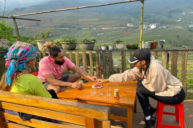 3-Day Trekking Adventure of Sapa from Hanoi - Stay Ta Van Village - Day 2: Bamboo Forest to Giang Ta Chai Views, Then Back for Lunch