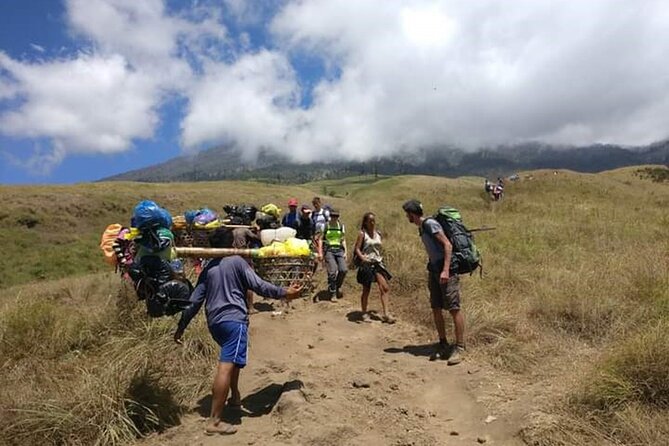 3 days 2 night trekking Rinjani to Summit and lake - Guides, porters, and camp setup: why the team quality is the real value