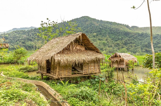 3 Days Pu Luong Off-road Trekking Best for Mountain Lovers - Where you sleep and eat: Gateway Inn Pu Luong stilt houses with Wi-Fi