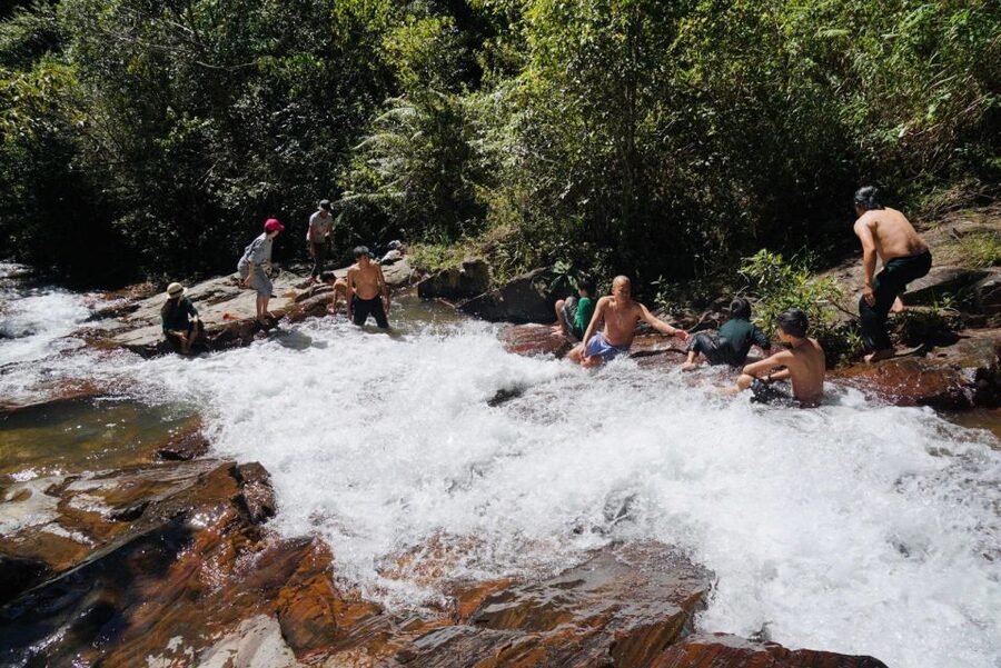 3-Hours Trekking Tour to Hidden Waterfall and Sturgeon Farm - Who should book this trek?
