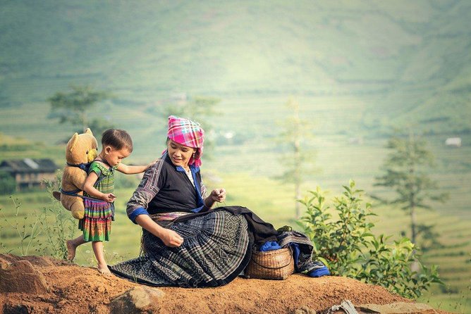3-Night Sapa Trekking Tour from Hanoi - Day 1 and Day 4: what you trade, what you gain