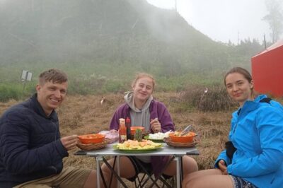 3D 2N Mount Rinjani Trekking Tour To Summit And Lake - Day 3: sunrise descent toward Senaru and lunch along the route