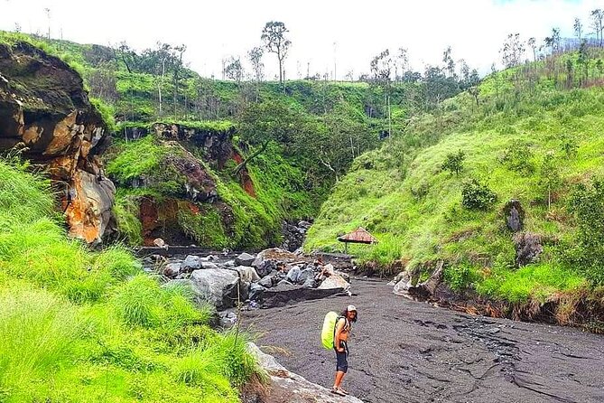 3D 2N Mount Rinjani Trekking Tour To Summit And Lake - Weather, pacing, and realistic expectations for summit day