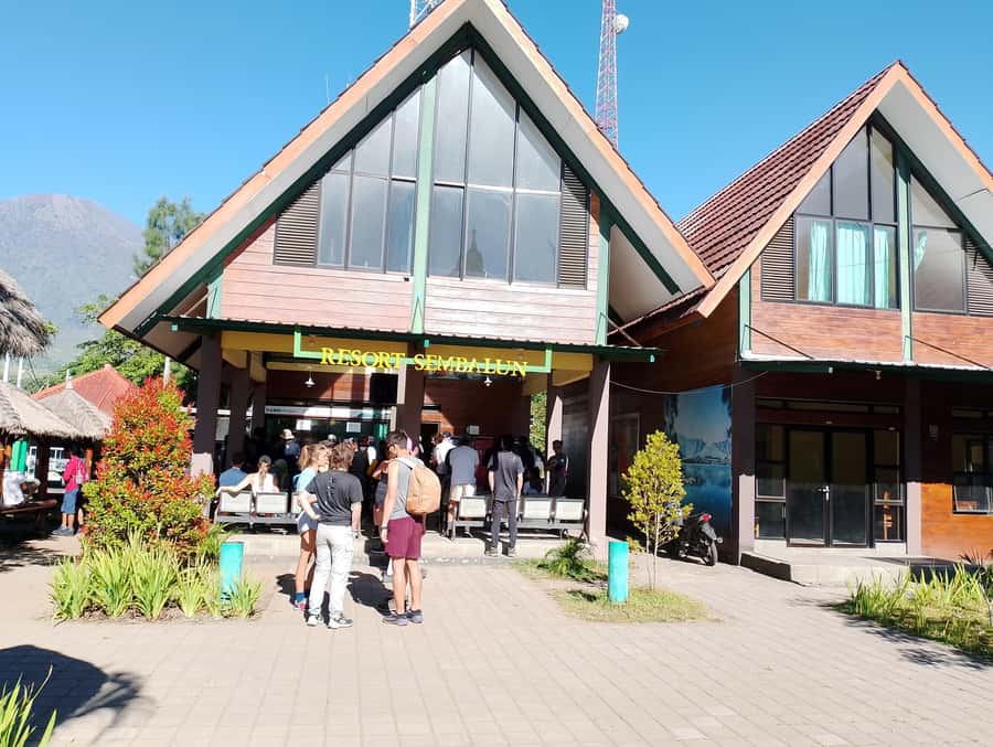 3d/2n trekking mount rinjani summit lake & hot springs - Day 3: the 1pm arrival into Senaru via thick forest and Pos checkpoints