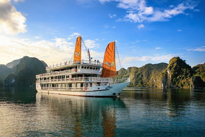 3Day Kayak & Trek to Ha Long Bay and Tamcoc (the 2nd day private) - Key things that make this trip work