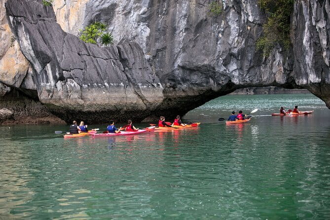 3Day Kayak & Trek to Ha Long Bay and Tamcoc (the 2nd day private) - Rooms, crew, and the small-boat advantage