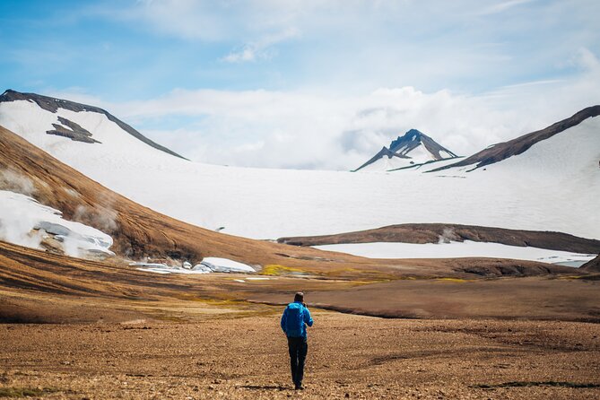 4 Days Laugavegur Trekking Tour - Day 2: Obsidian desert, Reykjafjöll colors, and a Jökultungur finish