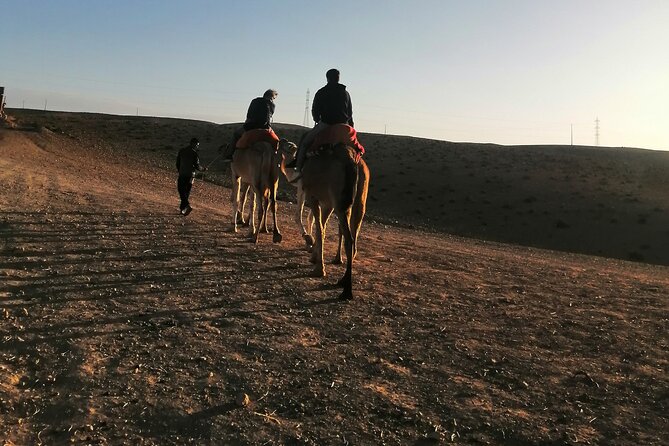 AGAFAY DESERT: Exclusive Sunset Camel Trek with Dinner in Agafay - Moroccan Tagine Dinner Under the Moonlight