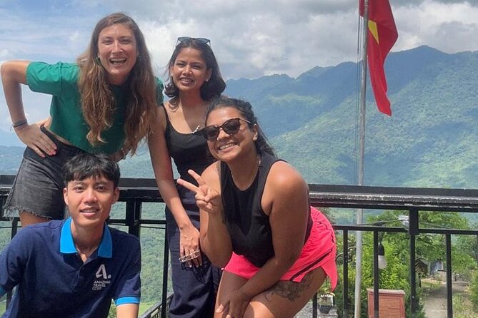 Amazing Mai Chau - Pu Luong 3 days: Waterfall, Rafting & Trekking - Day 1: Thung Khe Pass to Mai Chau rice terraces and Thai village life