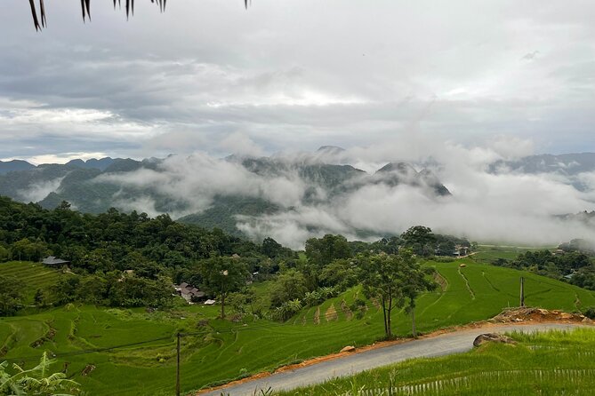 Amazing Mai Chau - Pu Luong 3 days: Waterfall, Rafting & Trekking - Food, lodging, and the comfort math for a 3-day active tour
