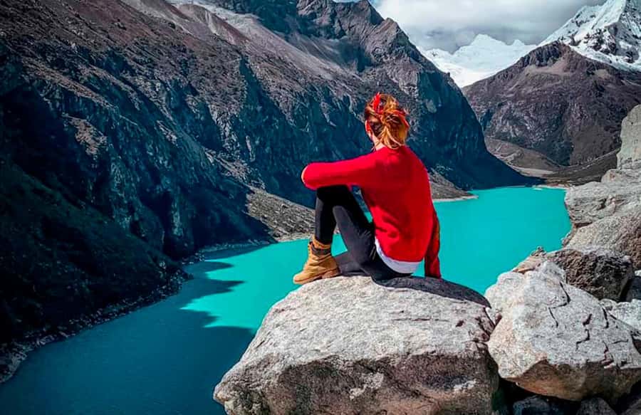Ancash: Trekking to Paron Lagoon with Entrance | Full day| - Walking the lagoon circuit: peaks, flora, and real-time color