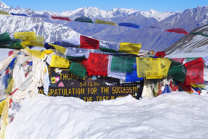 Annapurna Circuit Short Trek - Guides: the real difference between a trek and a trip