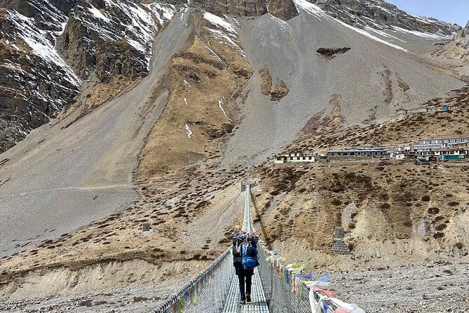 Annapurna Circuit Trek with Tilicho Lake (16 Days) - Kathmandu to Dharapani: settling in before the climb starts