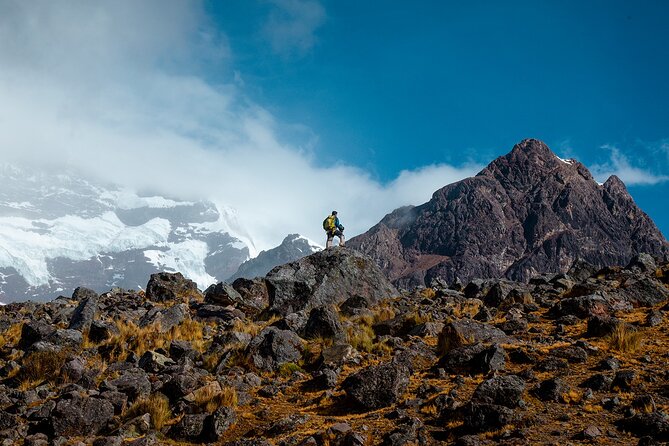 Ausangate and Rainbow Mountain Trek – 3 Days / 2 Nights - Day 1: Ausangate (Nevado Ausangate) and the Arapa Pass push