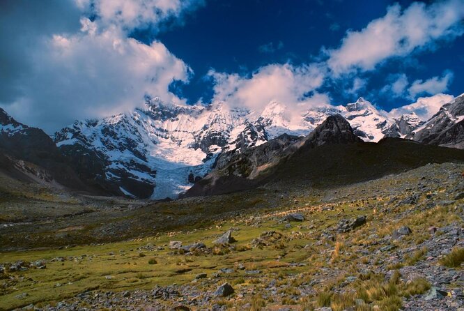 Ausangate Trek 5 Days - Day 1 Upis Hot Springs: Your First Camp at 4,200m (and Why It Helps)