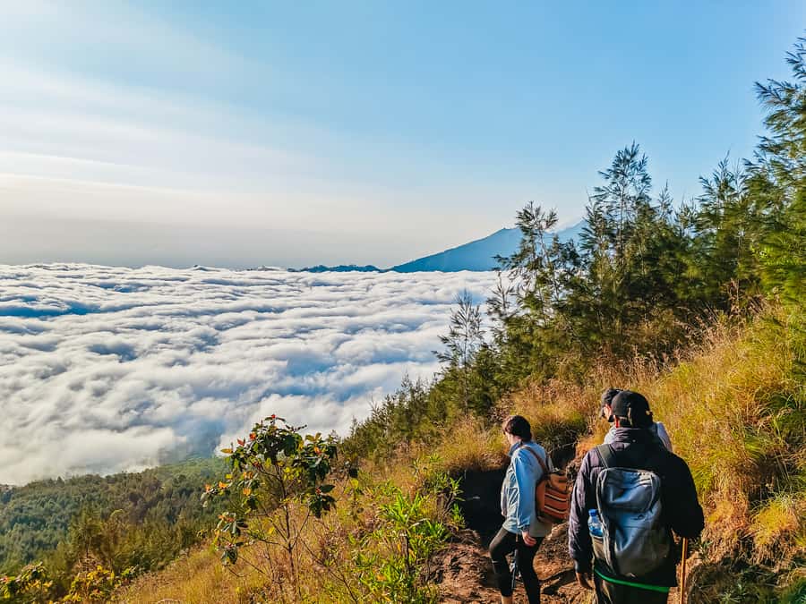 Bali: Mount Batur Guided Sunrise Trek with Breakfast - Summit breakfast at Mount Batur: hot drinks, eggs, and a crater-view pause