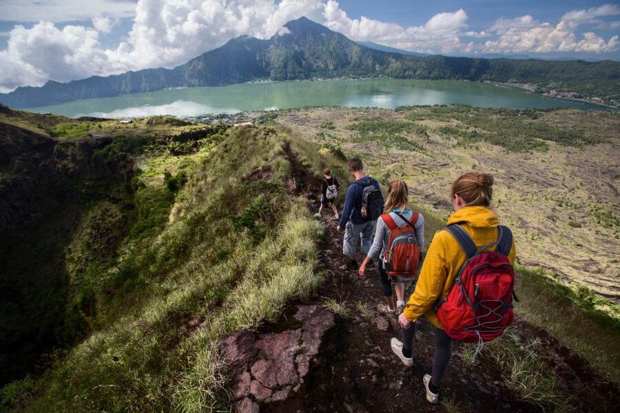 Bali: Mount Batur Sunrise Trek and White Water Rafting - The Descent: Steep Steps, Dust, and Slippery Ground