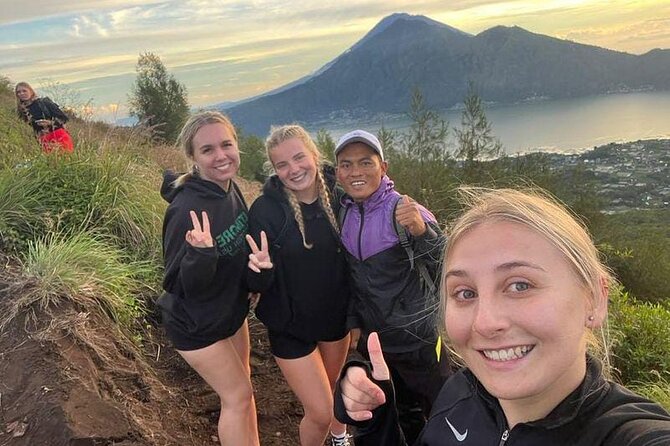 Batur Volcano Trekking And Hot Spring Private Guided Tour - Tampaksiring tea break: culture stop that is more than a quick photo stop