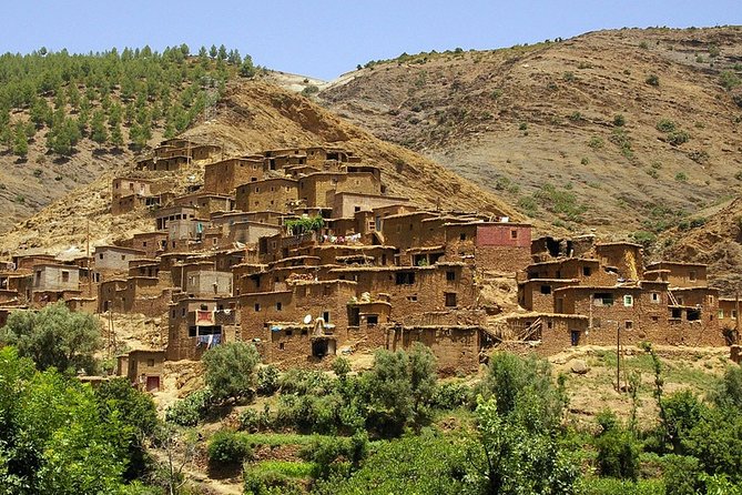 Berber villages trek Day trip - Asni market: Saturday energy and the art of noticing details