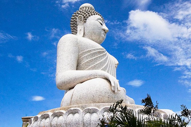 Big Buddha Jungle Trekking and Temple tour with Lunch - Phuket in One Morning: Jungle Workouts and Temple Calm