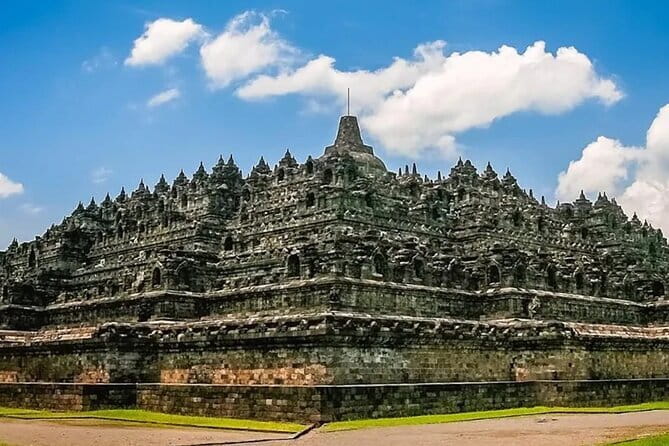 Borobudur Climb Up and Selogriyo Temple Rice Terraces Trekking - Why This Feels Like Yogyakarta, Not Just Checklist Tourism