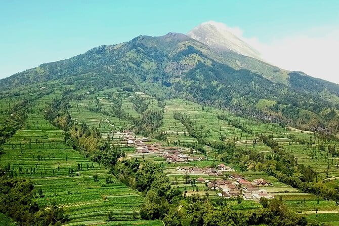 Borobudur Climb Up and Selogriyo Temple Rice Terraces Trekking - The Climb Details You Need to Know (Including Monday Rules)