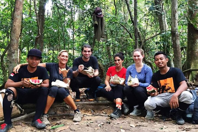 Bukit lawang tour 3days-2 night jungle trekking including rafting - Accommodation and food: basic jungle stays, plus one thing to take seriously