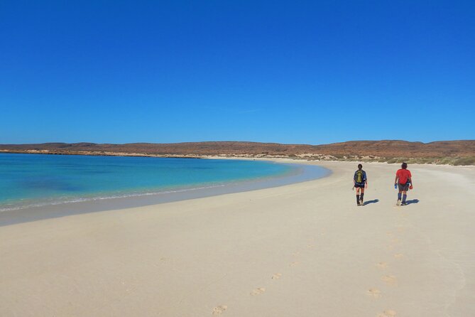 Cape Range National Park Full-Day Trekking Adventure - Cape Range on foot: the Ningaloo Coast way to see it