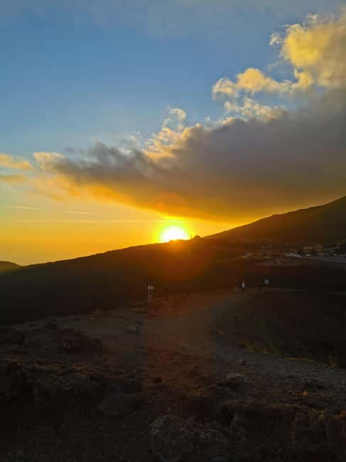 Catania: Mount Etna Sunset Trekking with Wine Tasting - The road to Zafferana Etnea: trazzere tracks and 1792 eruption viewpoints