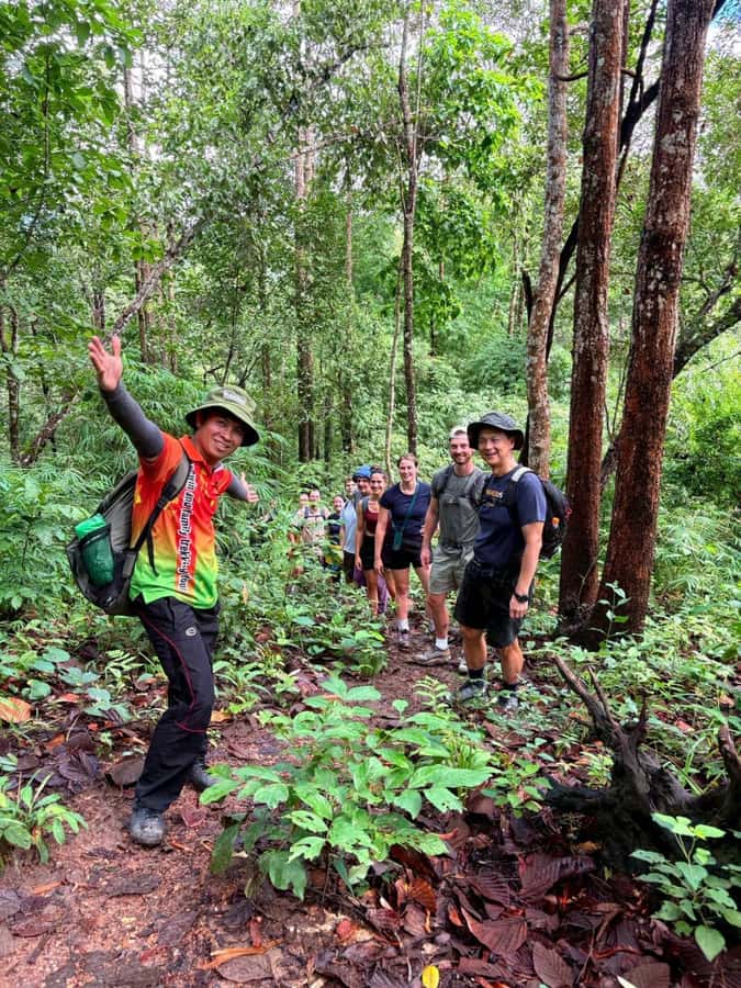Chiang Mai: 2-Days Jungle Trek, Waterfalls and Karen Village - Day 2 through Mae Wang jungle: wildlife chances, another hill tribe village lunch, and the second waterfall