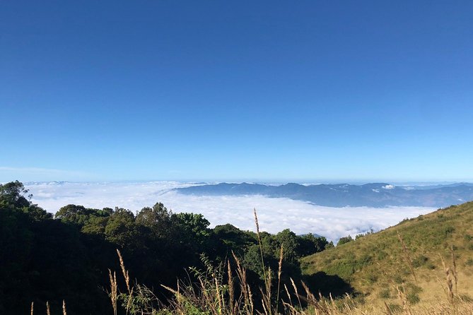 CHIANG MAI: Doi Inthanon-Trekking Keiw Mae Pan-Waterfall-Lunch - The drive out: timing and what to expect from the group