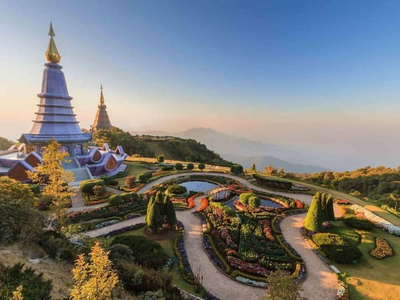 Chiang Mai: Doi Inthanon Trip with Pha Dok Siew Guided Trek - Waterfalls and viewpoints: what the park day really feels like