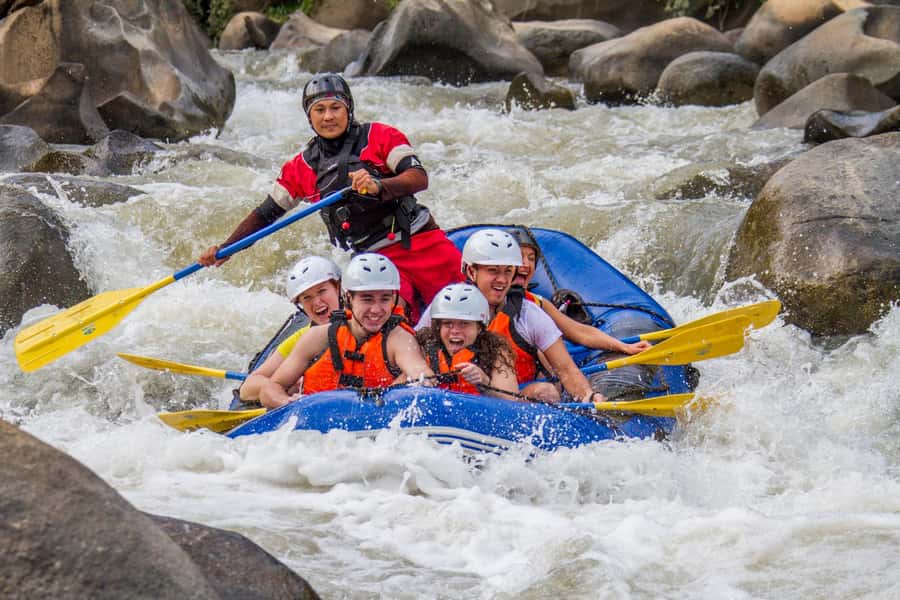 Chiang Mai: Whitewater Rafting and Waterfall Trekking Tour - Lunch at Mae Taeng: refuel like you mean it