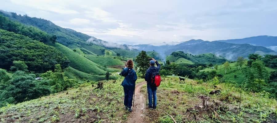 Chiang Rai: 1-Day Trekking and Longtail Boat Trip - Trekking logistics that affect comfort: shoes, bugs, and water