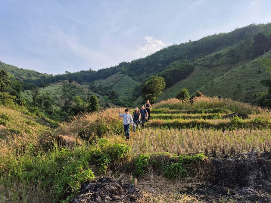 Chiang Rai Jungle Trek & Bamboo Tube Cooking Adventure - Village Visits: Lisu, Chinese, Akha, and Lahu Communities